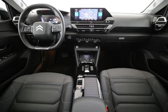 https://vehicle.imgix.net/4322906/4e663874-1884-4174-8ee3-51d1ecebc98b.jpg