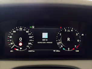 Land Rover Range Rover Velar 2.0 T SE