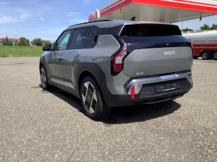 Kia EV3 81 kWh Earth+