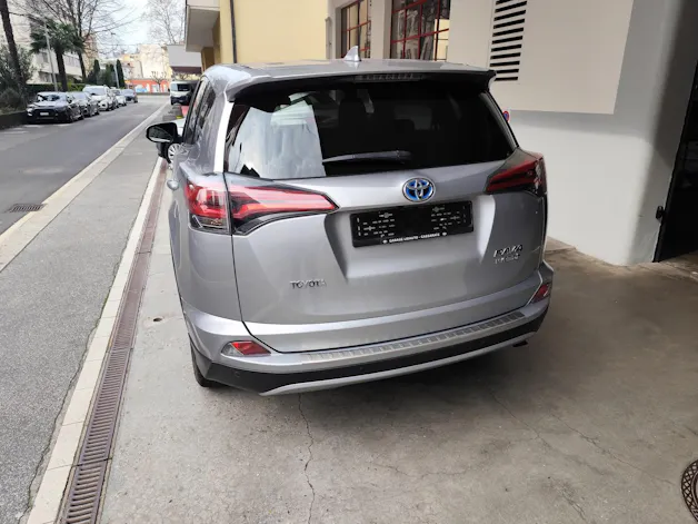 Toyota RAV4 2.5 HSD Style