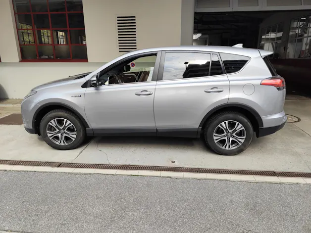 Toyota RAV4 2.5 HSD Style