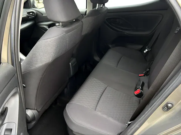Toyota Yaris 1.5 VVT-i HSD Trend