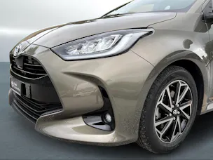 Toyota Yaris 1.5 VVT-i HSD Trend