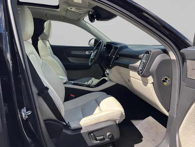 Volvo XC40 2.0 B5 MH Inscription AWD