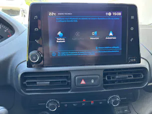 Peugeot Partner Kaw. 1000 Standard 1.2 PureTech 130 Premium S/S