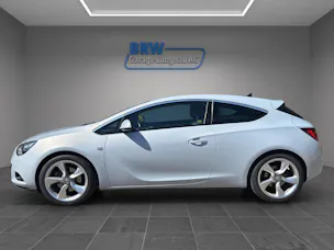 Opel Astra GTC 1.4 T 140 Sport S/S