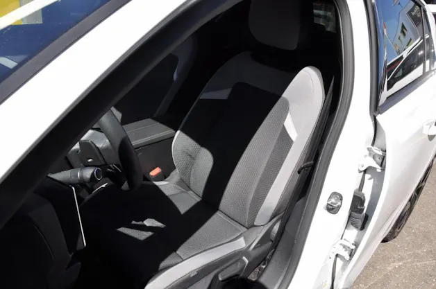 Opel Astra 1.2 T Hybrid Edition