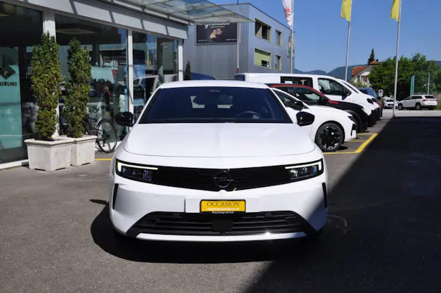Opel Astra 1.2 T Hybrid Edition