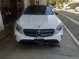 Mercedes-Benz GLA 250 Swiss Star 4m
