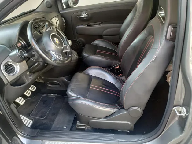 Fiat 595 Abarth 1.4 T-Jet 160 Turismo