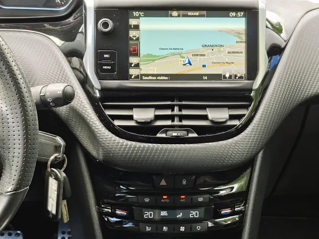 Peugeot 208 1.2 PureTech GT Line