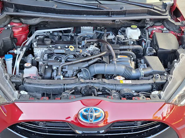 Toyota Yaris 1.5 VVT-i HSD Style