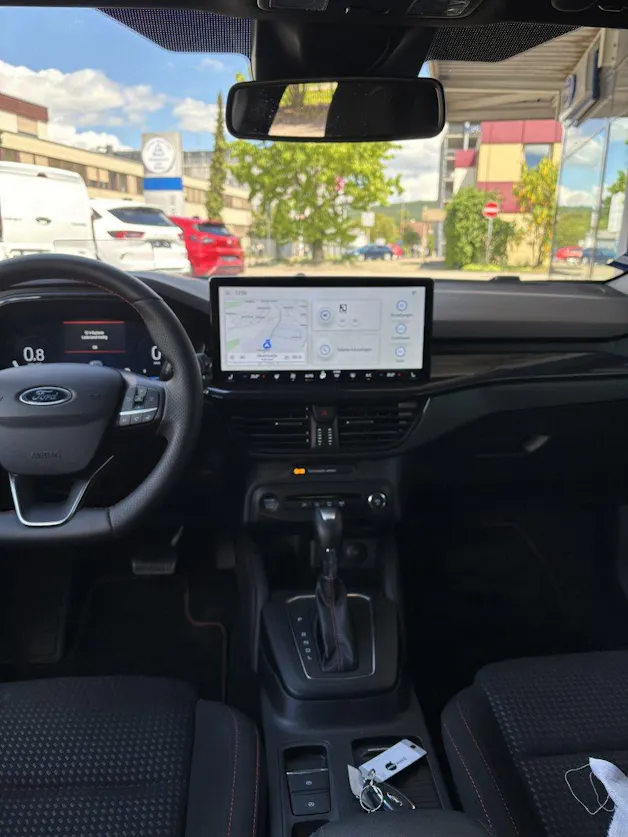 Ford Focus 1.0i EcoB Hybrid 155 ST-Line X