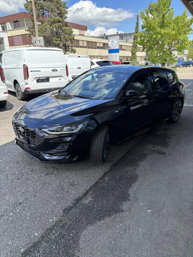 Ford Focus 1.0i EcoB Hybrid 155 ST-Line X