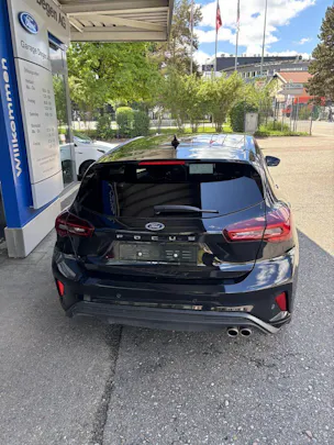 Ford Focus 1.0i EcoB Hybrid 155 ST-Line X
