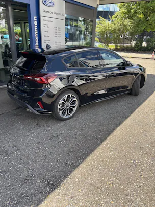 Ford Focus 1.0i EcoB Hybrid 155 ST-Line X