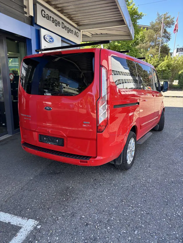 Ford Tourneo C Bus 310 L1 2.0 TDCi 170 Titanium