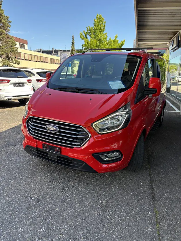 Ford Tourneo C Bus 310 L1 2.0 TDCi 170 Titanium