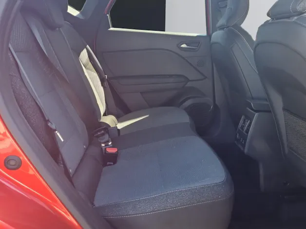 Renault Captur 1.3 TCe 140 techno