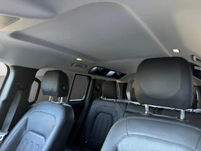https://vehicle.imgix.net/4323144/5f3e9449-e0a8-4dd8-8245-3fe49a51d4d0.jpg