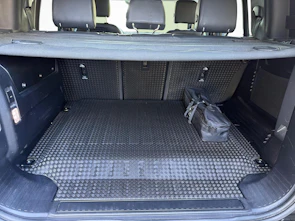 image du véhicule LAND ROVER Defender 110 2.0 P400e SE mit Anhängerkupplung