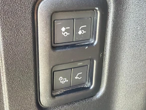 https://vehicle.imgix.net/4323144/8eeb29a4-b970-46c9-8539-e5fc6c6bad4c.jpg