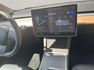 Tesla Model 3 Long Range D
