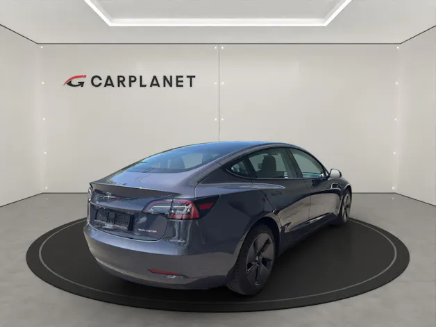 Tesla Model 3 Long Range D