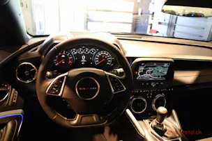 Chevrolet Camaro 6.2 V8 2SS