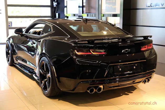 Chevrolet Camaro 6.2 V8 2SS