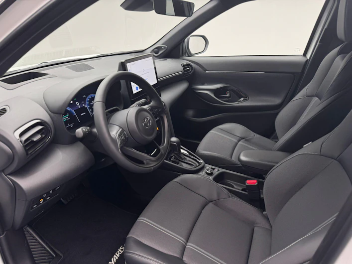 Fahrzeugbild TOYOTA YARIS CROSS