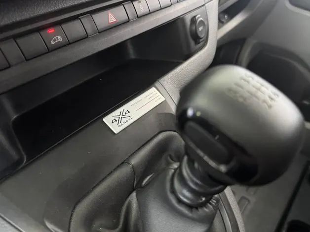 Peugeot Expert 2.0 BlueHDi 120 4x4 Dangel