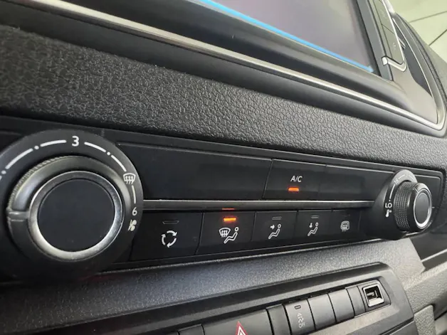 Peugeot Expert 2.0 BlueHDi 120 4x4 Dangel