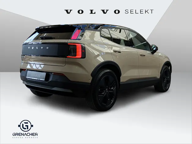 Volvo EX30 CC E60 Twin Performance AWD