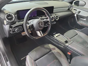 Mercedes-Benz A-CLASS W177 A 250 AMG Line 4