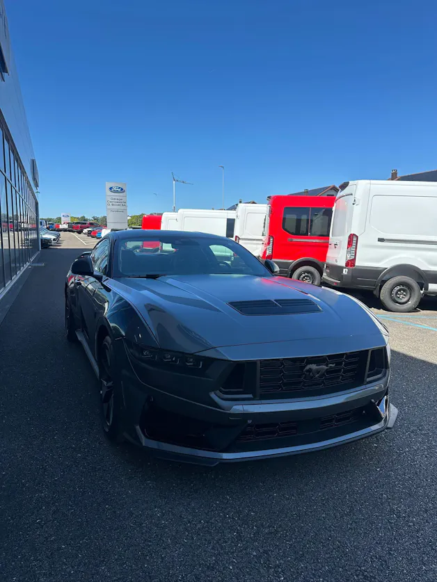 Ford Mustang Coupé 5.0 V8 Dark Hors