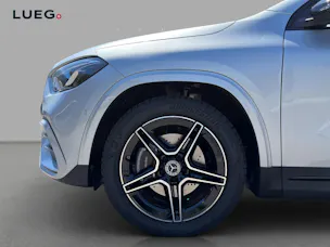 Mercedes-Benz GLA 220d 4Matic 8G-DCTSwiss Star
