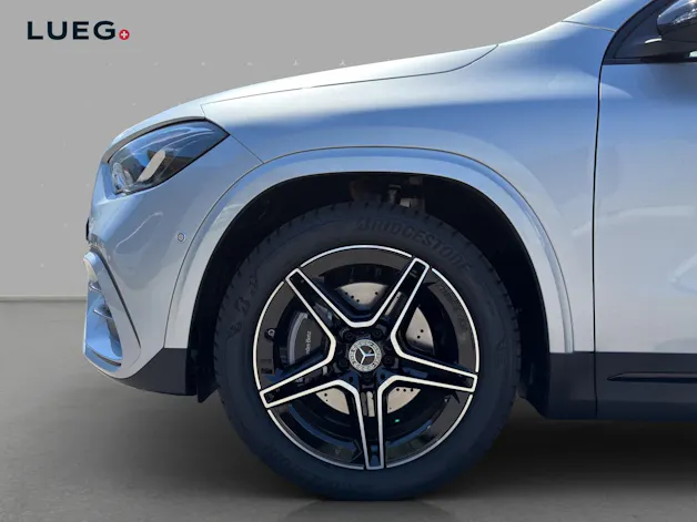 Mercedes-Benz GLA 220d 4Matic 8G-DCTSwiss Star