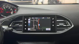 Peugeot 308 SW 1.2 THP Allure Automatic