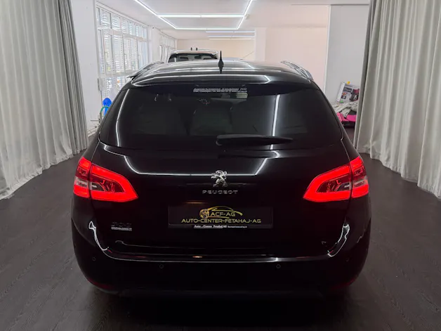 Peugeot 308 SW 1.2 THP Allure Automatic