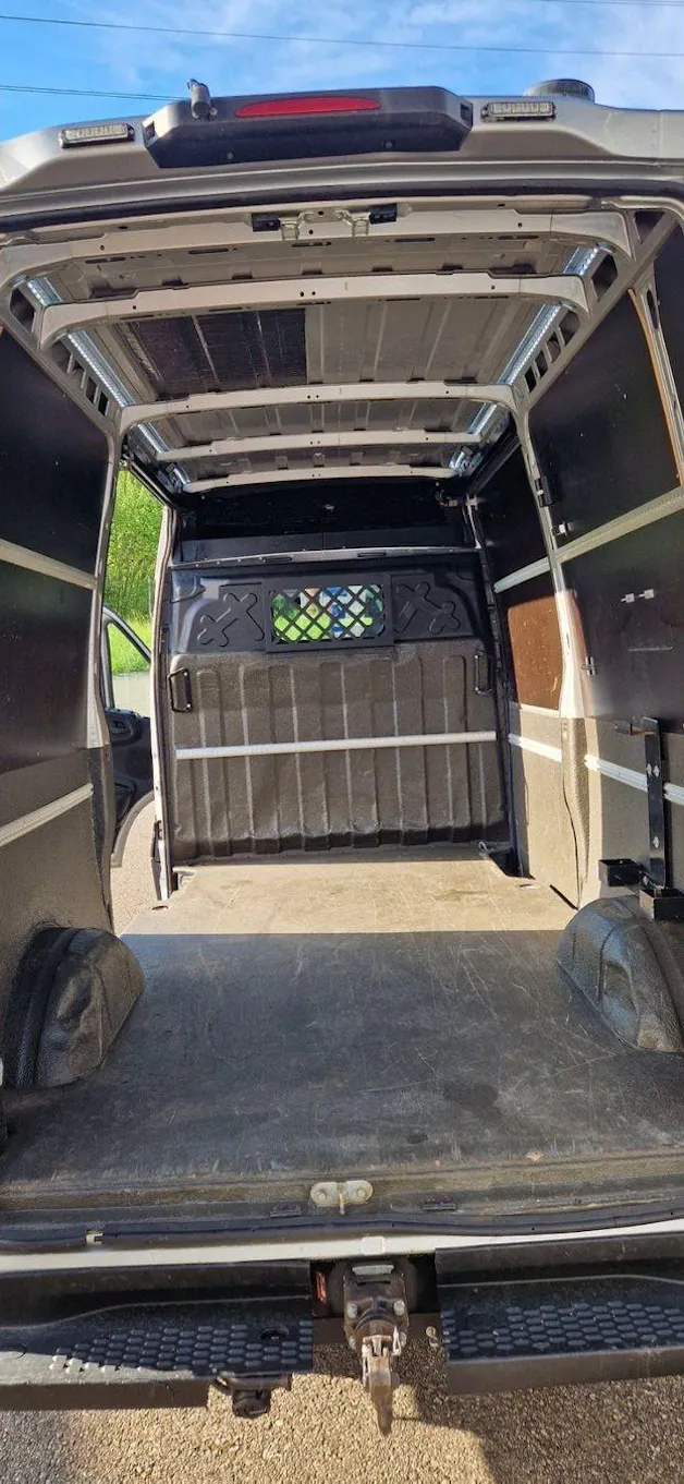 Iveco 35 S 17 V