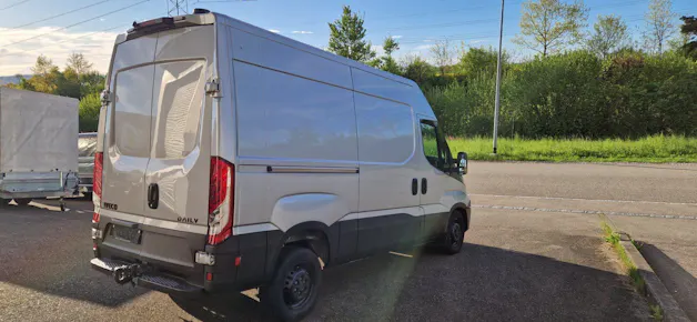 Iveco 35 S 17 V