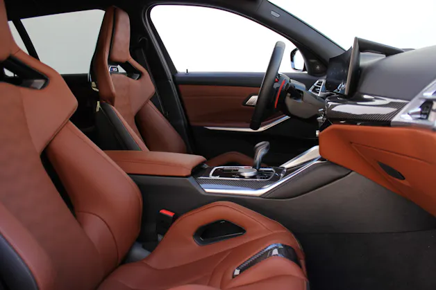 BMW M3 Touring xDrive Competition M CARBON SCHALENSITZE TARTUFO Sonderlackierung *FROZEN DEEP GREEN METALLIC*