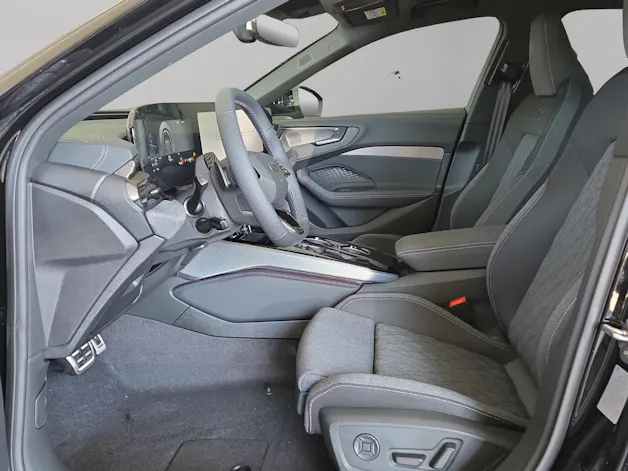 Audi A5 Avant e-hybrid quattro Attraction 220 kW S tronic