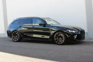 BMW M3 Touring xDrive Competition M CARBON EXTERIEURPAKET Sonderlackierung*DARK EMERALD GREEN METALLIC*