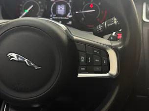 Jaguar E-Pace 2.0d D180 First Edition AWD Automatik