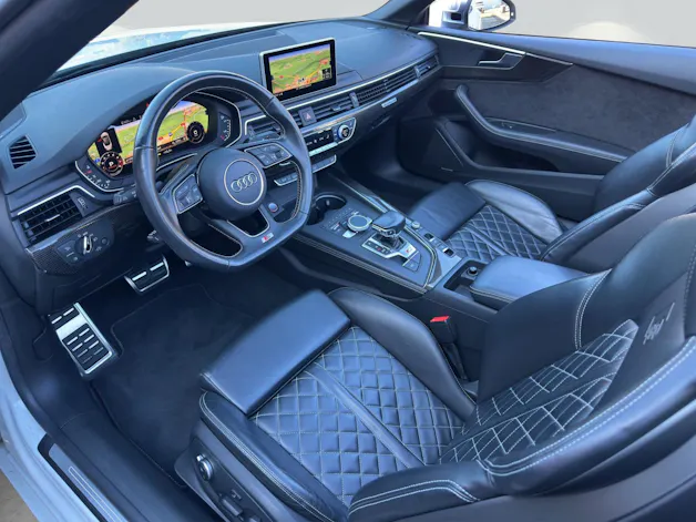 Audi S5 Cabriolet 3.0 TFSI quattro tiptronic