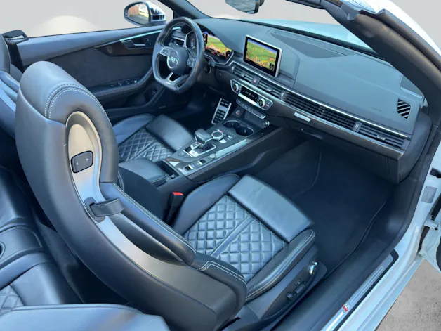 Audi S5 Cabriolet 3.0 TFSI quattro tiptronic