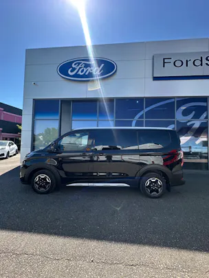 Ford Tourneo Custom 320 L1 2.0 EcoBl Active/170CV/Aut.4x4