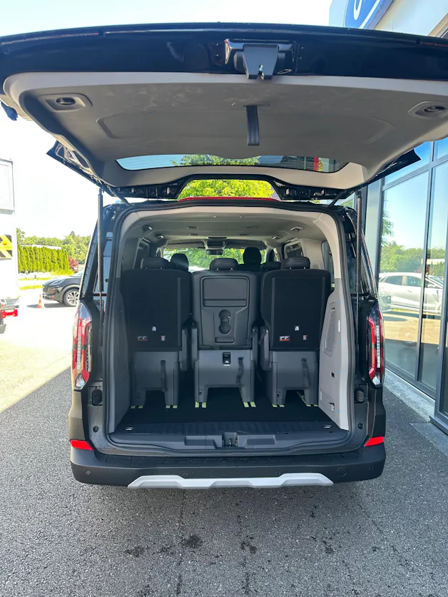 Ford Tourneo Custom 320 L1 2.0 EcoBl Active/170CV/Aut.4x4